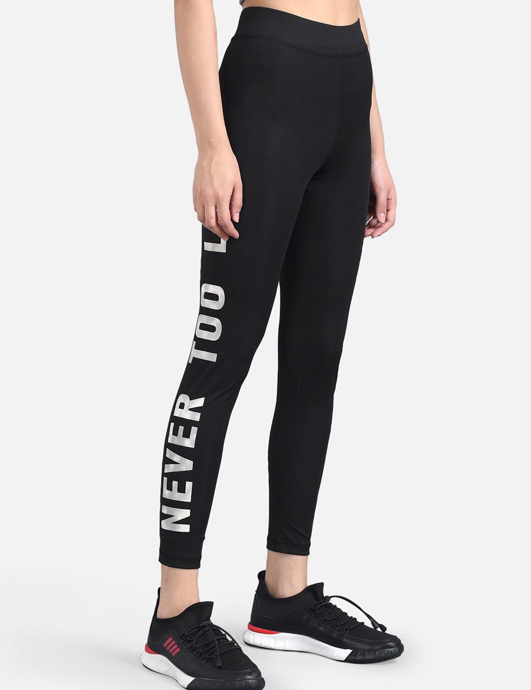 Kotty Women Black & White Printed Tights