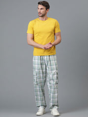 Kotty Men Checked Relaxed Low-Rise Easy Wash Trousers
