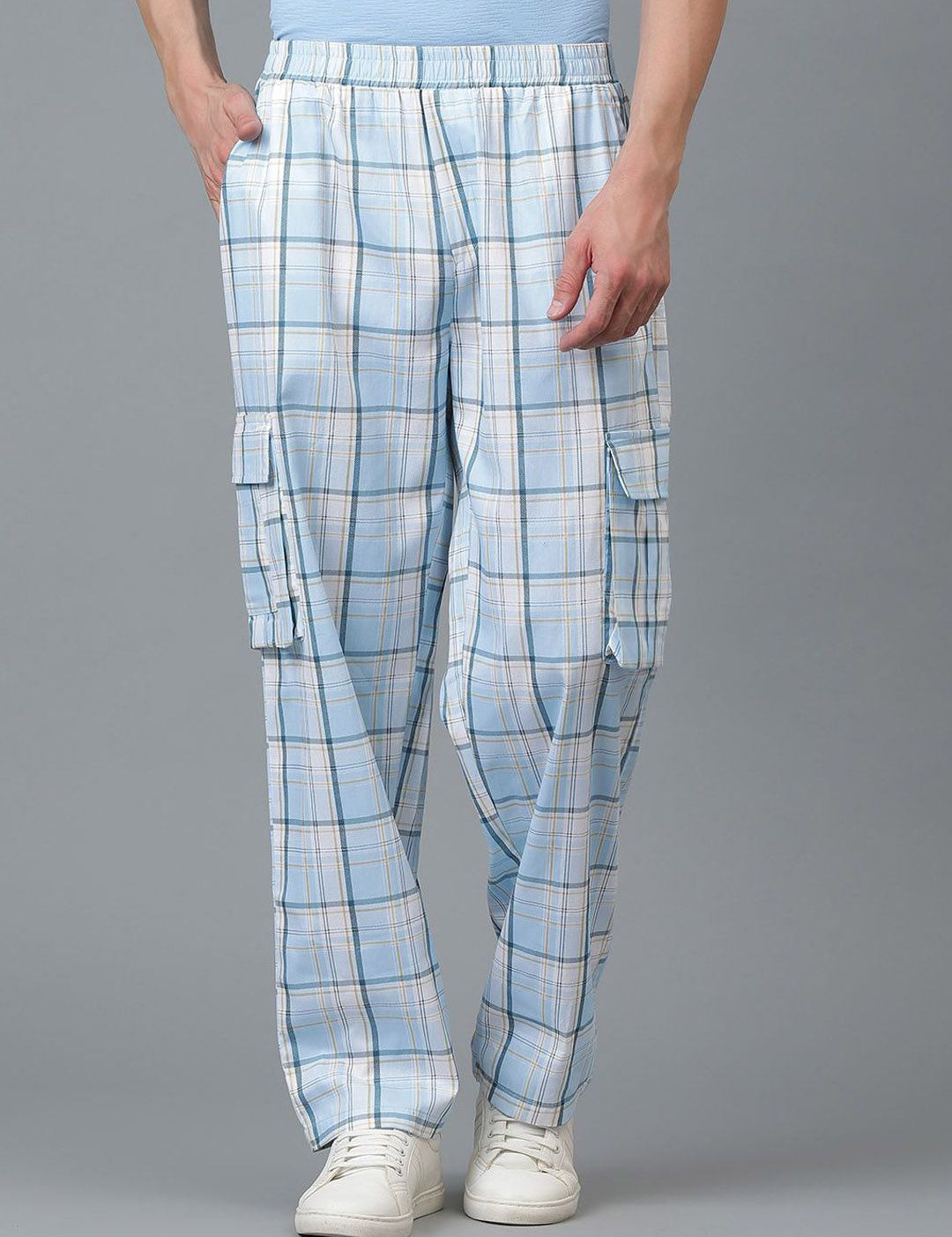 Kotty Men Checked Relaxed Low-Rise Easy Wash Trousers