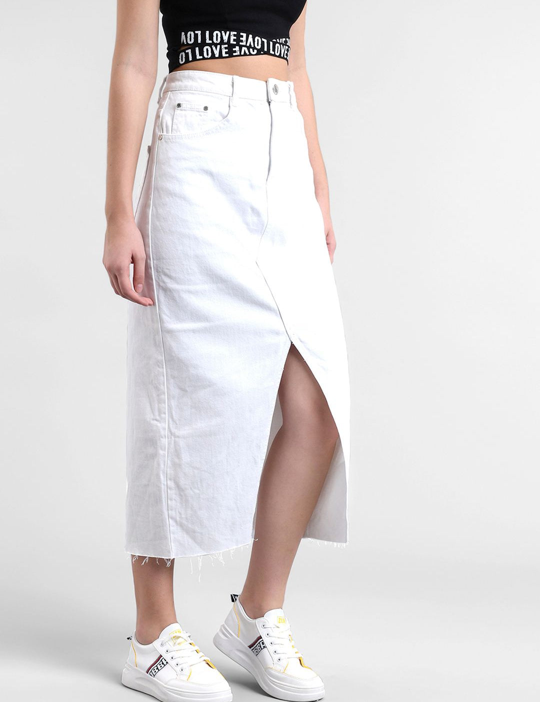 Kotty Women White Solid Straight Skirt 