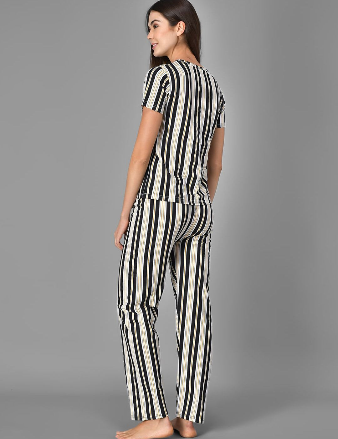 Kotty Women Black & White Striped Night Suit
