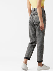 Kotty Women Grey Boyfriend Fit High-Rise Clean Look Jeans