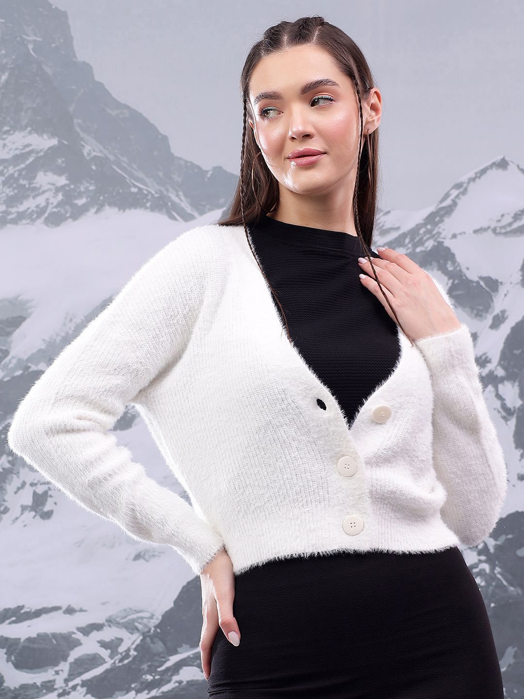 Kotty Women  Ribbed V-Neck Crop Cardigan Sweater