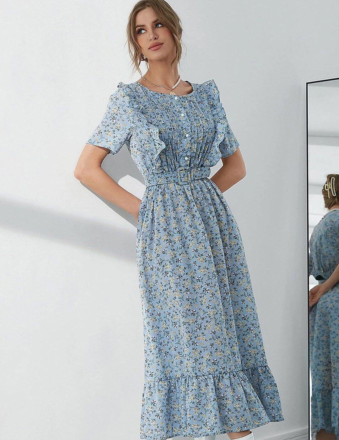 Kotty Floral Printed Midi Fit & Flare Dress