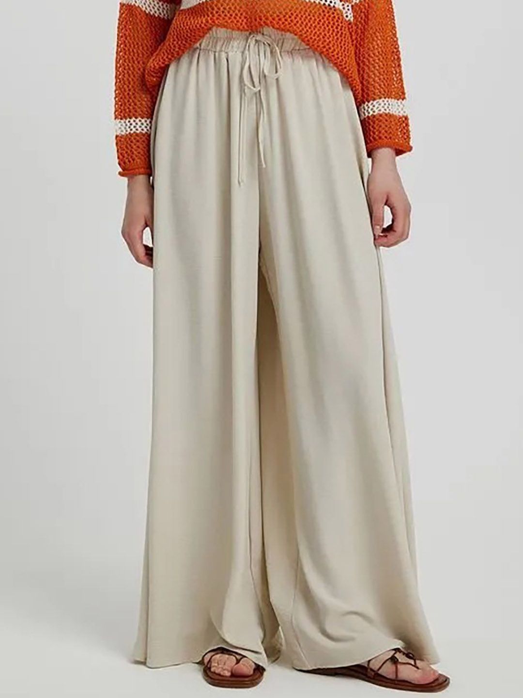 Kotty Women High-Rise Easy Wash Pleated Trousers