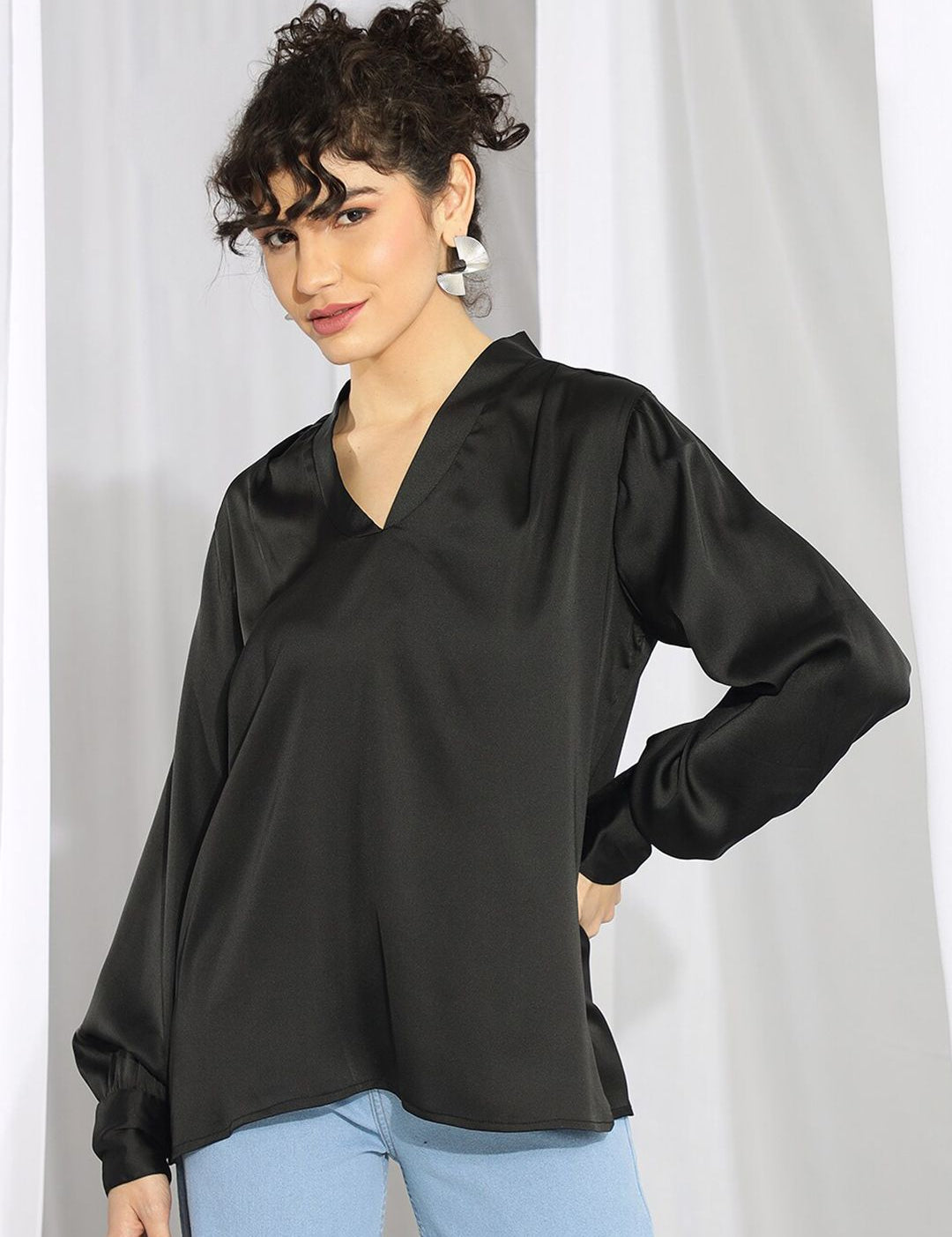 KOTTY BIZwear Black V-Neck Cuffed Sleeves Satin Top