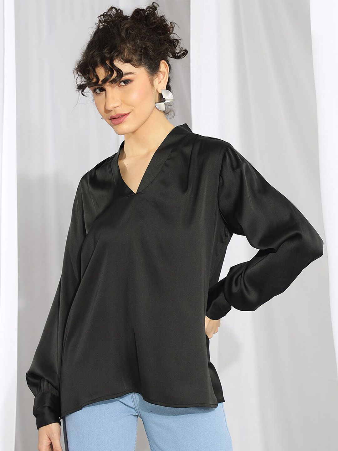 KOTTY BIZwear Black V-Neck Cuffed Sleeves Satin Top