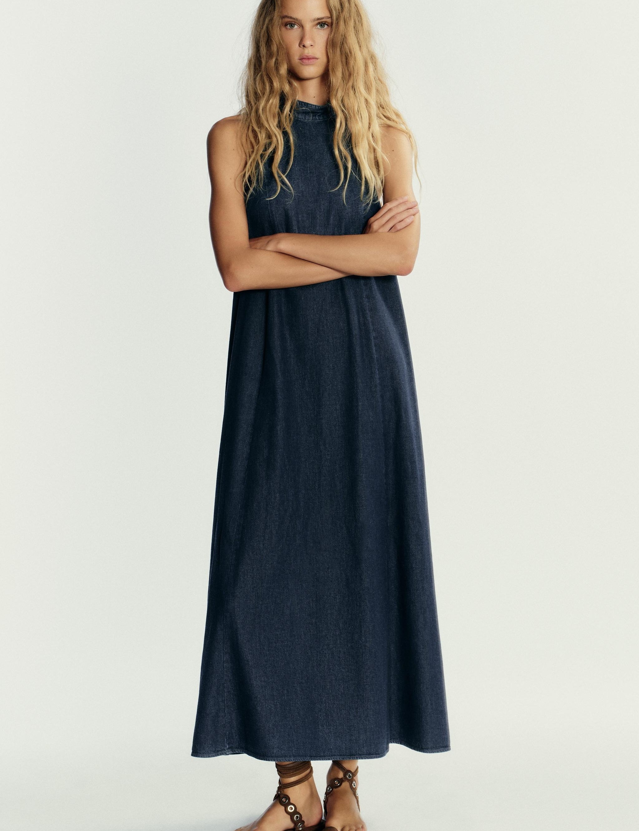 Kotty Women’s Navy Denim Maxi Dress Sleeveless Halter Neck