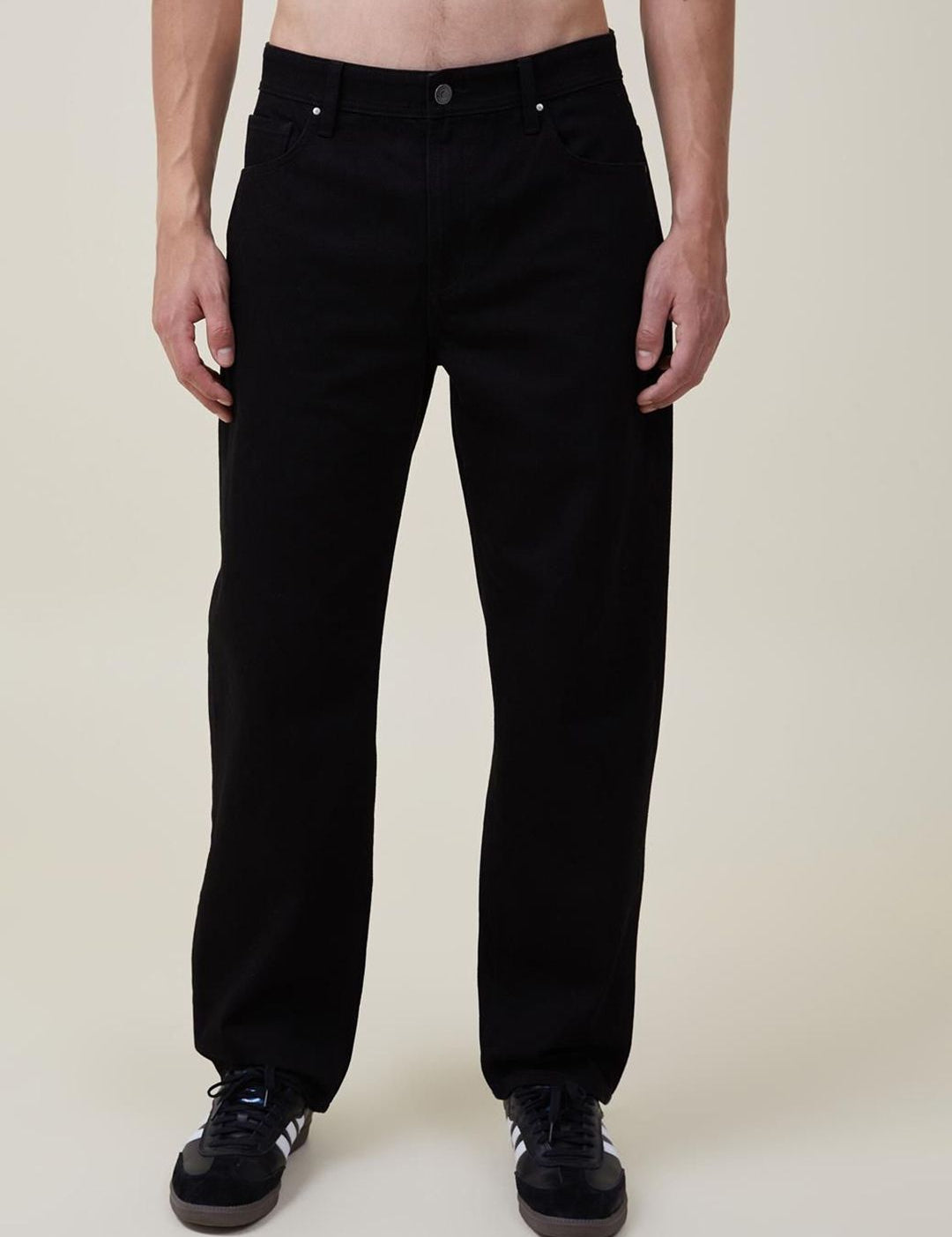 Kotty Men Black Jean Straight Fit Low-Rise Clean Look Stretchable Jeans