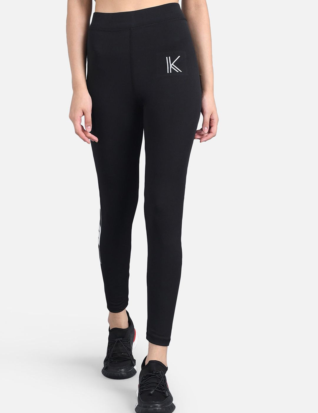 Kotty Women Black & White Printed Tights