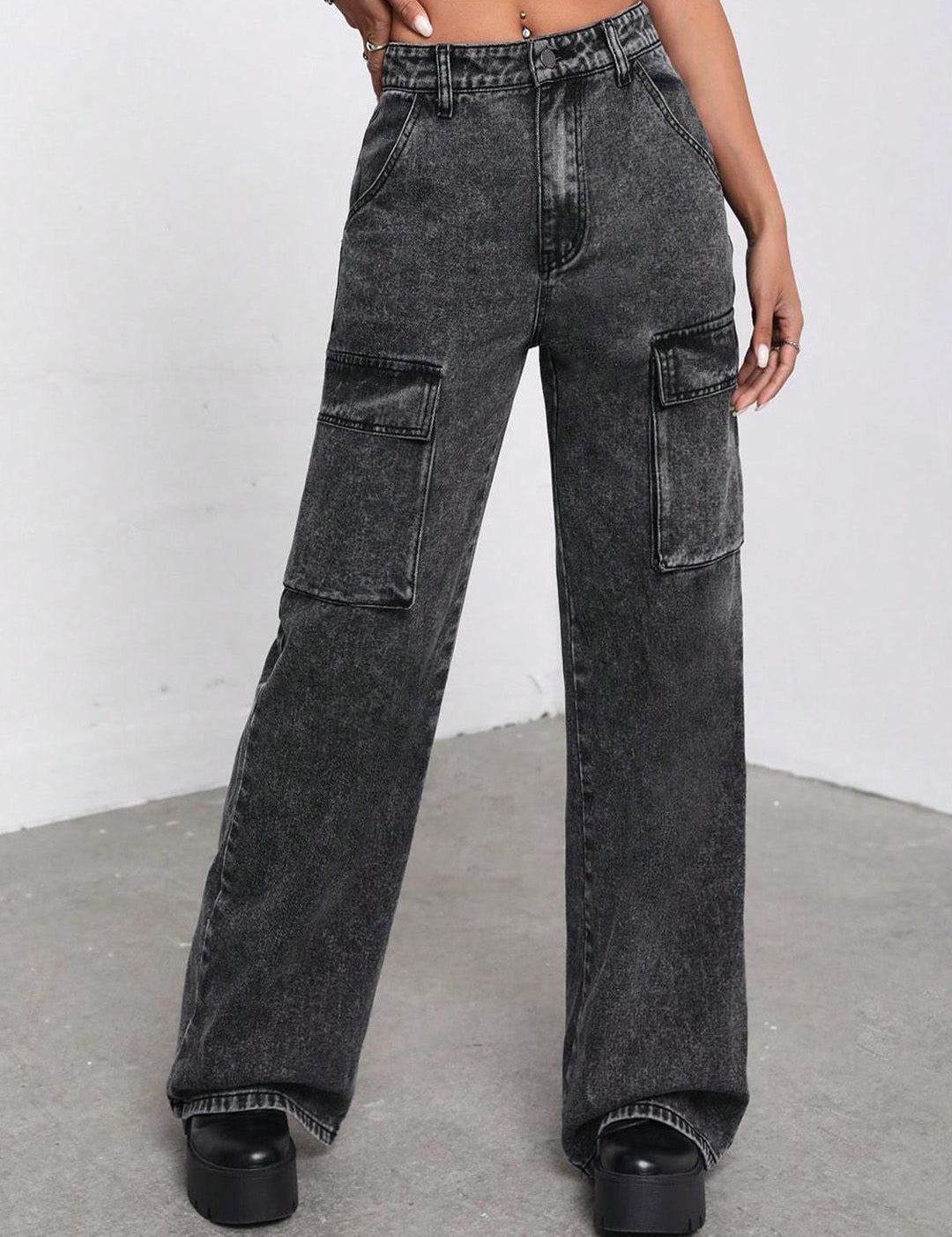 Kotty Women Grey Jean Straight Fit High-Rise Clean Look Stretchable Jeans