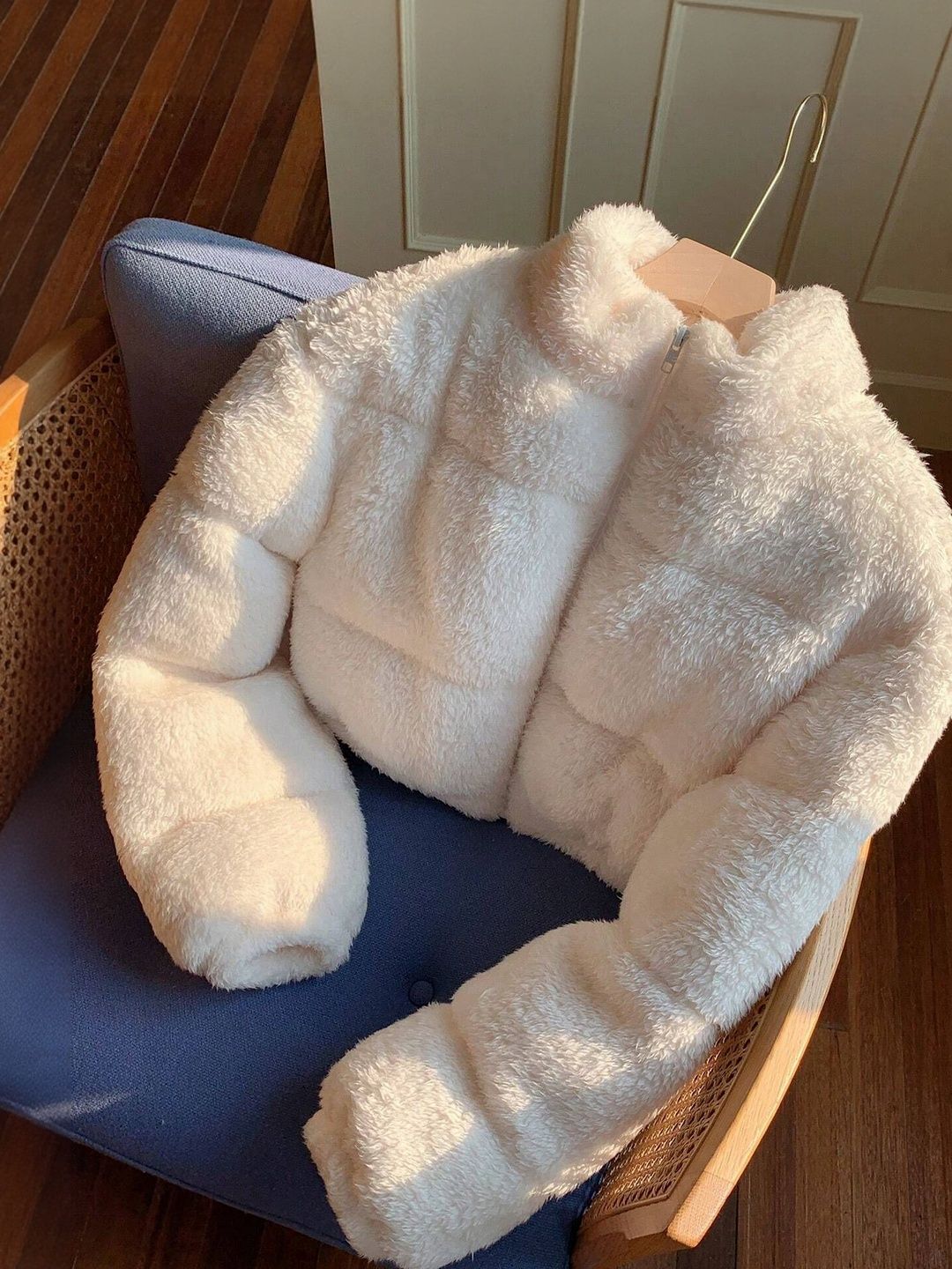 Kotty Women Crop Open Front Jacket