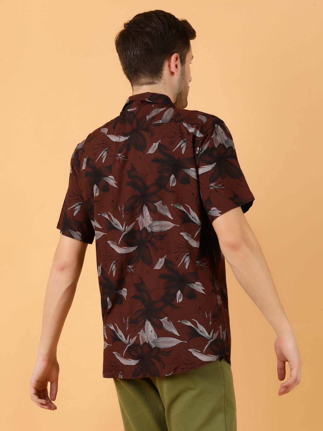 Kotty Men Relaxed Spread Collar Graphic Printed Cotton Casual Shirt