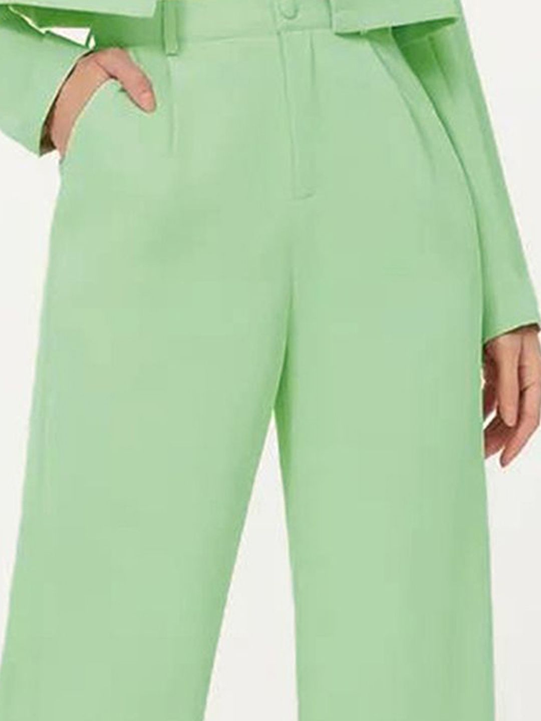 Kotty Women Relaxed Straight Leg Relaxed Fit High-Rise Pleated Parallel Trousers