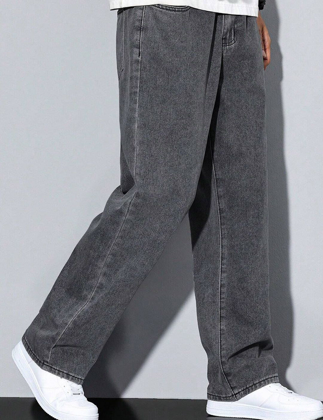 Kotty Relaxed Fit Low-Rise Stretchable Jeans