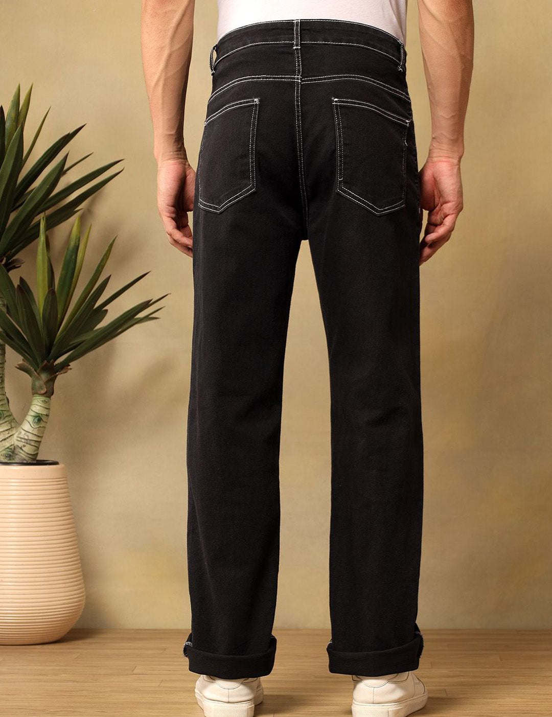 Kotty Men Solid Regular Fit Mid-Rise Stretchable Jeans