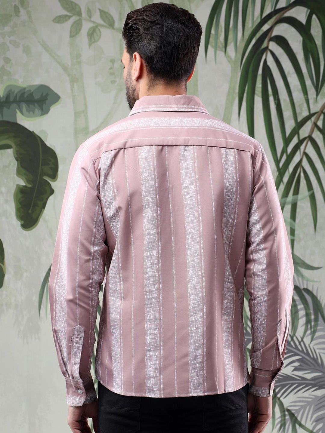 Kotty Men Spread Collar Vertical Striped Casual Shirt