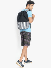 Kotty Men Purple & Green Camouflage Printed Regular Fit Cargo Shorts