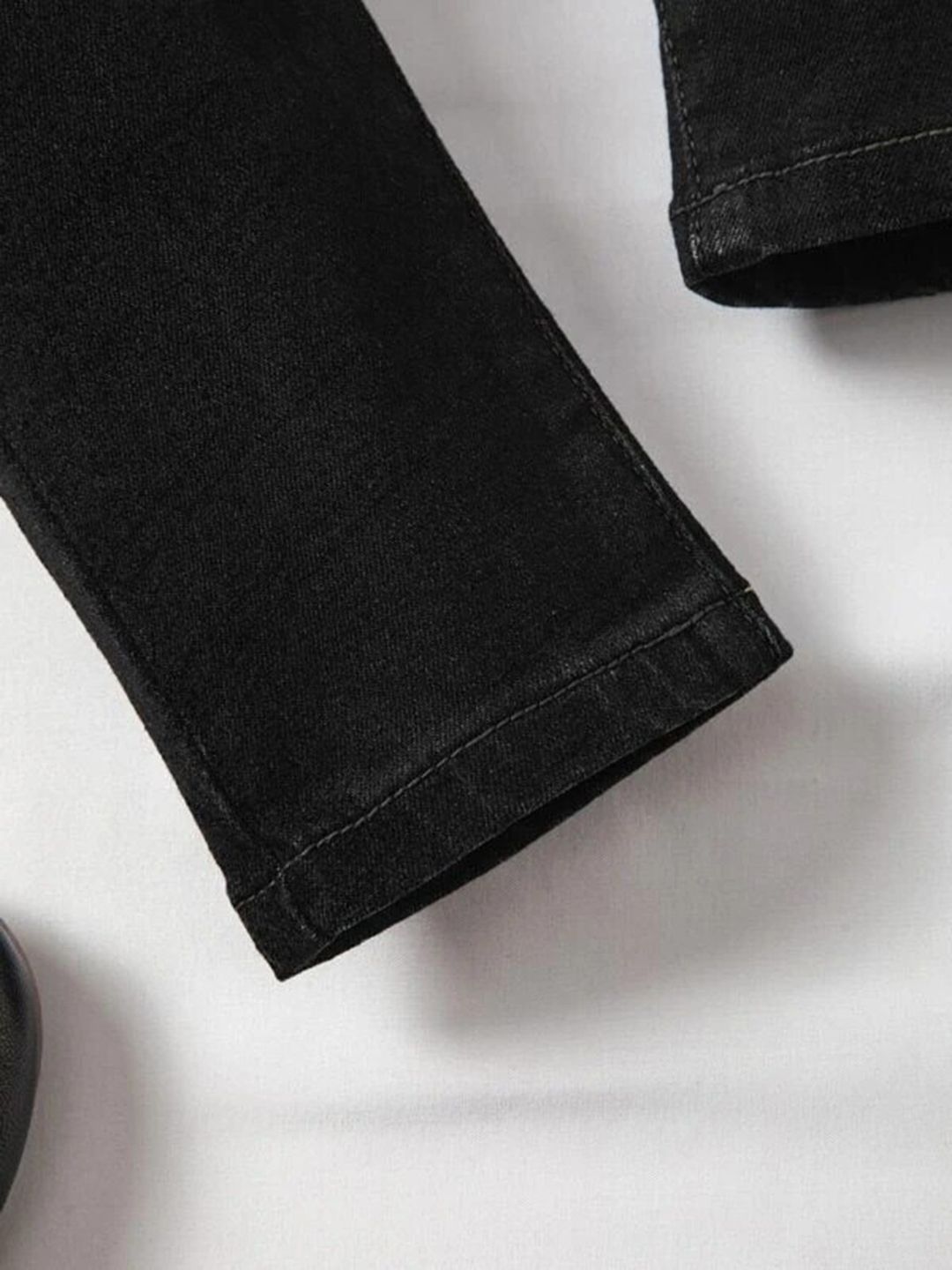 Kotty Boys Black Jean Mildly Distressed Regular Fit Jeans