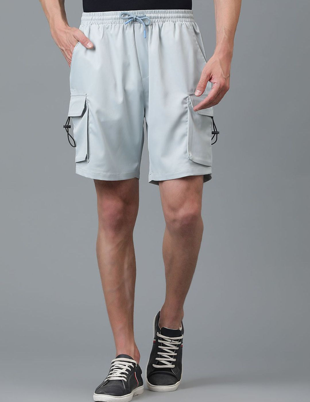 Kotty Men Low-Rise Cargo Shorts