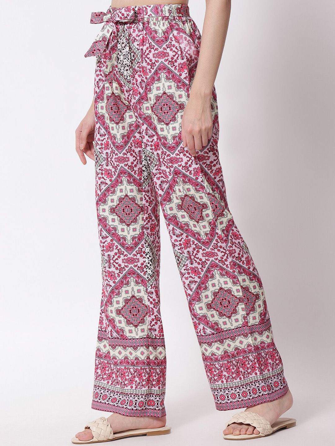 Kotty Women Purple Floral Printed Relaxed High-Rise Easy Wash Trousers