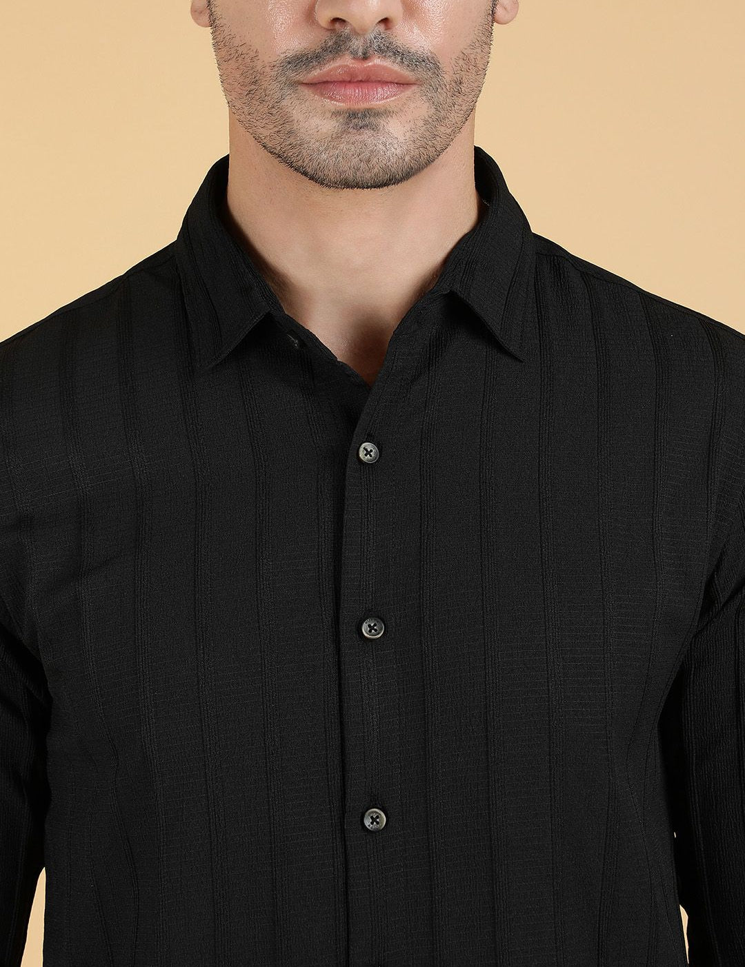 Kotty Men Relaxed Spread Collar Textured Casual Shirt