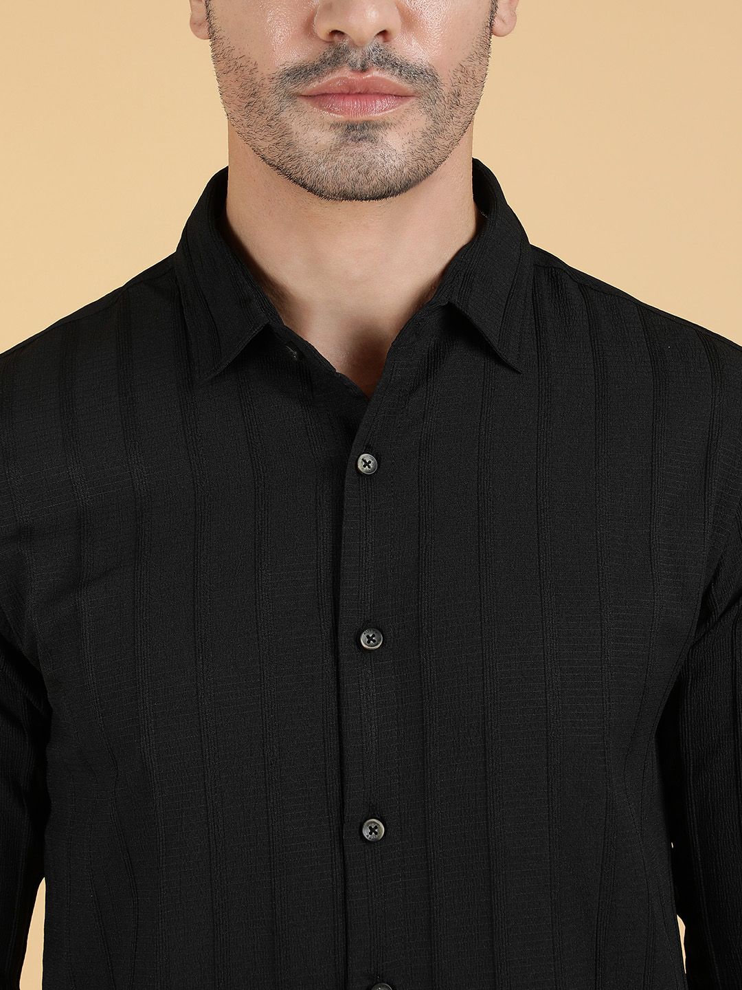 Kotty Men Relaxed Spread Collar Textured Casual Shirt