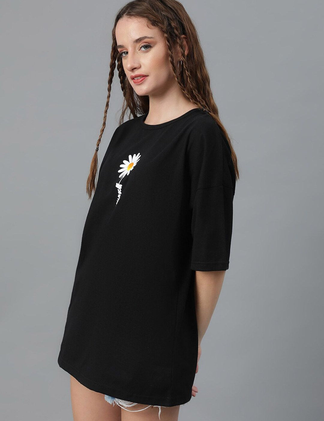 Kotty Graphic Printed Round Neck  Drop-Shoulder Sleeves Pure Cotton Oversized T-shirt