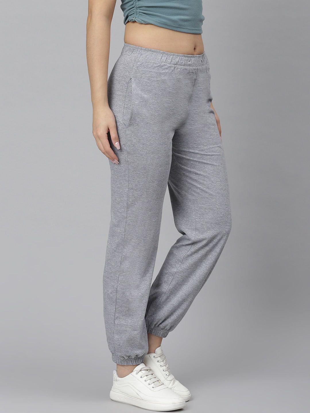 Kotty Women Grey Solid Straight-Fit Joggers