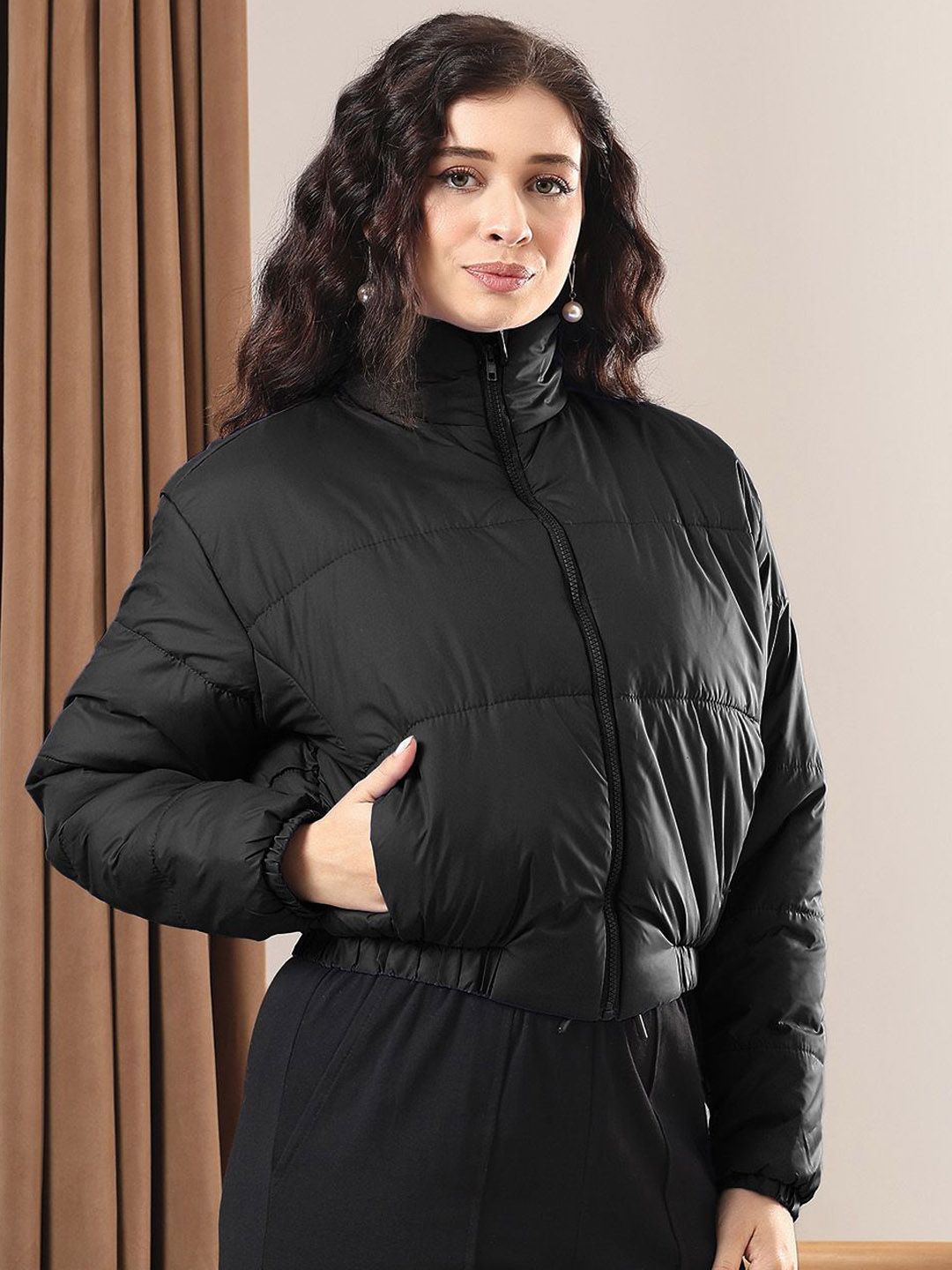 Kotty Women Mock Collar Solid Casual Insulator Padded Jacket