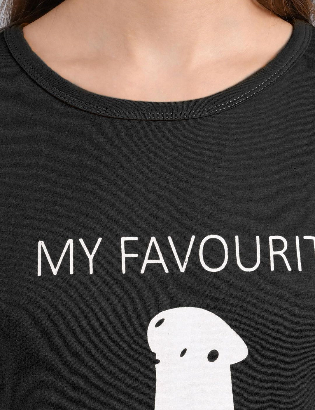 Kotty Women Black & White Printed Round Neck T-shirt