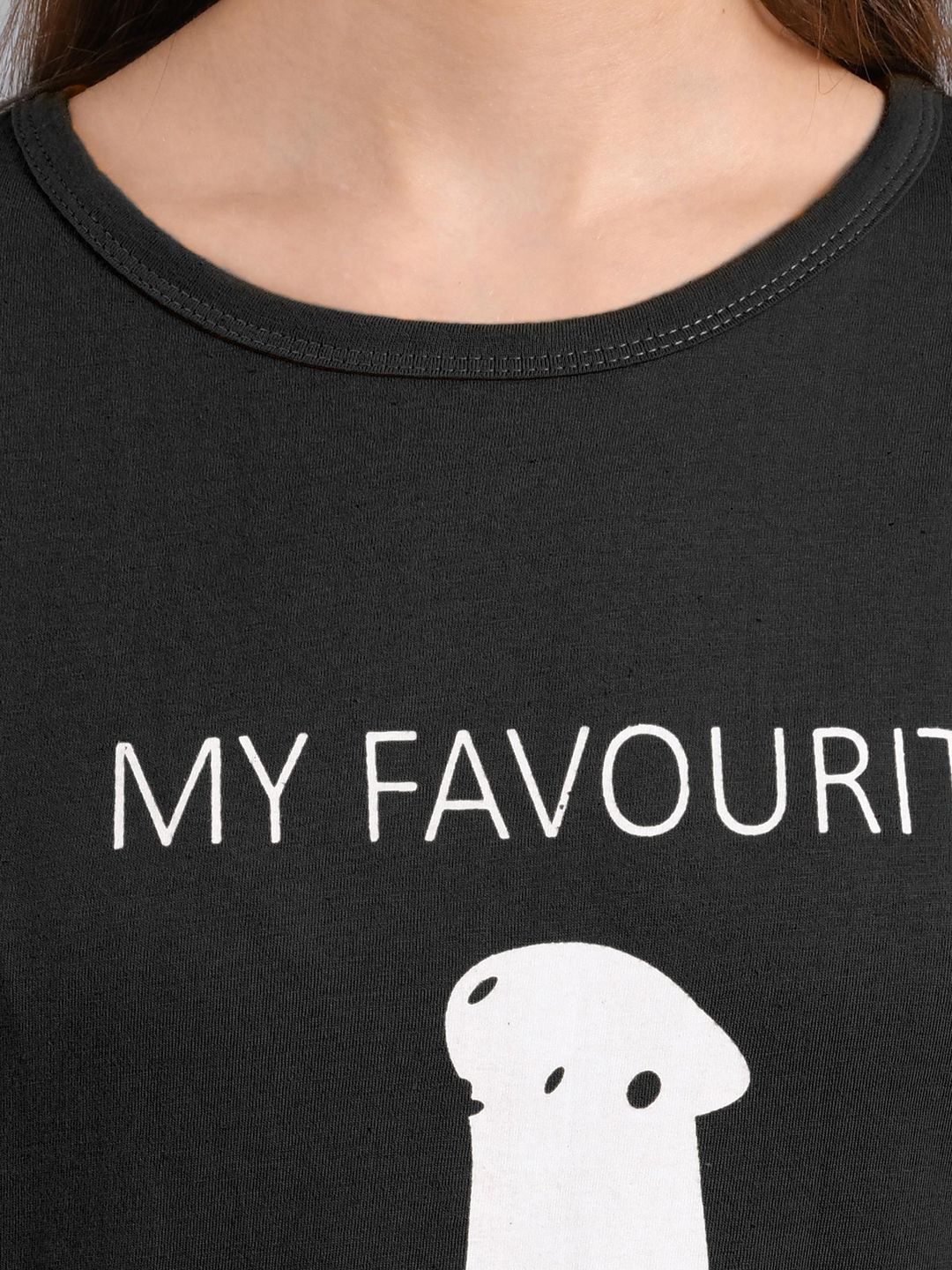 Kotty Women Black & White Printed Round Neck T-shirt