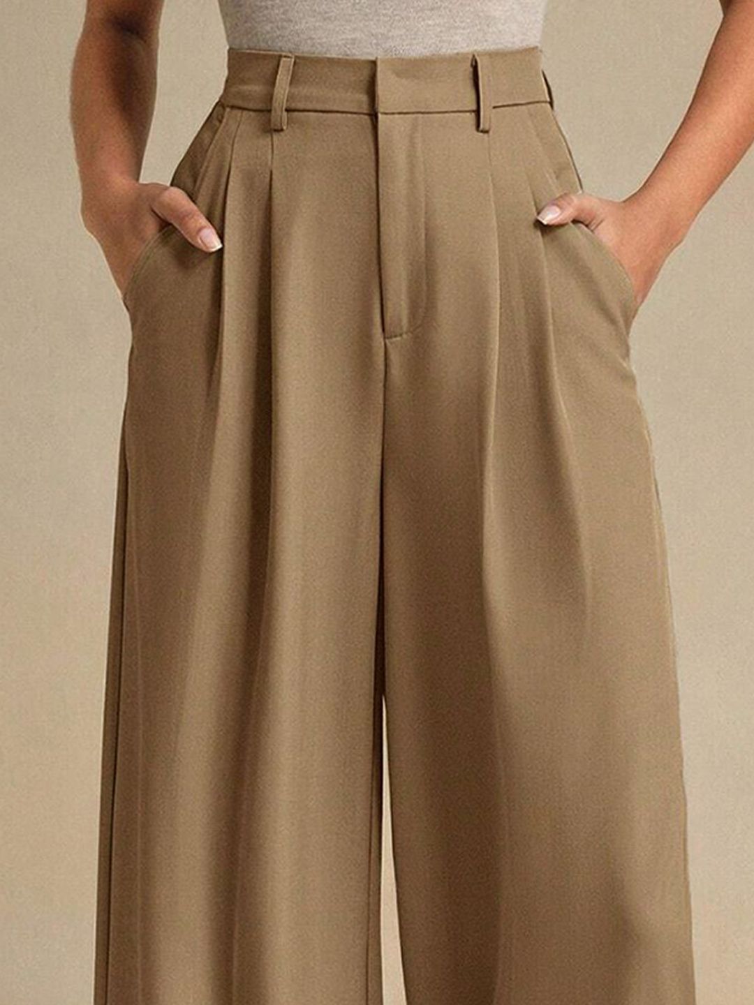 Kotty Women High-Rise Trousers