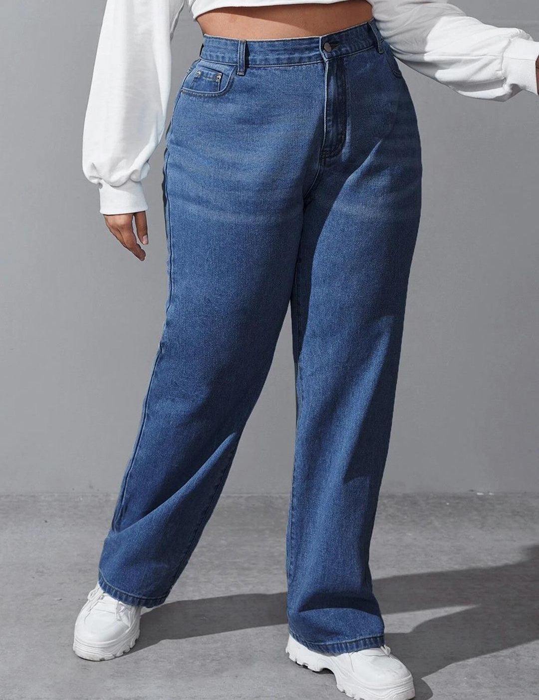 Kotty Women Blue Jean Straight Fit High-Rise Clean Look Stretchable Jeans