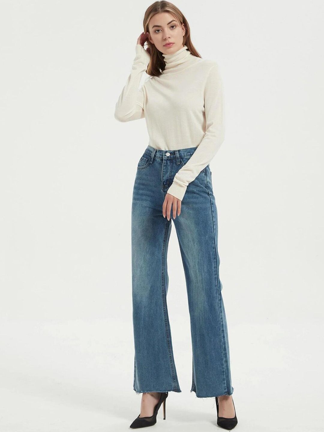 Kotty Women Blue Jean Flared High-Rise Low Distress Light Fade Stretchable Jeans