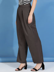 Kotty Women Relaxed Straight Fit High-Rise Easy Wash Pleated Wide Leg Trousers