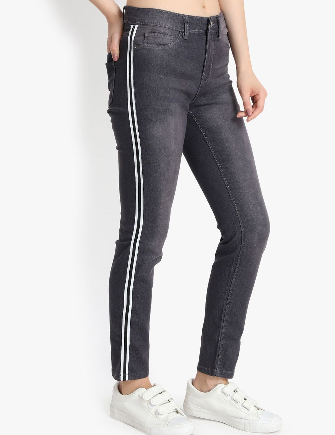 Kotty Women Black Skinny Fit High-Rise Clean Look Jeans