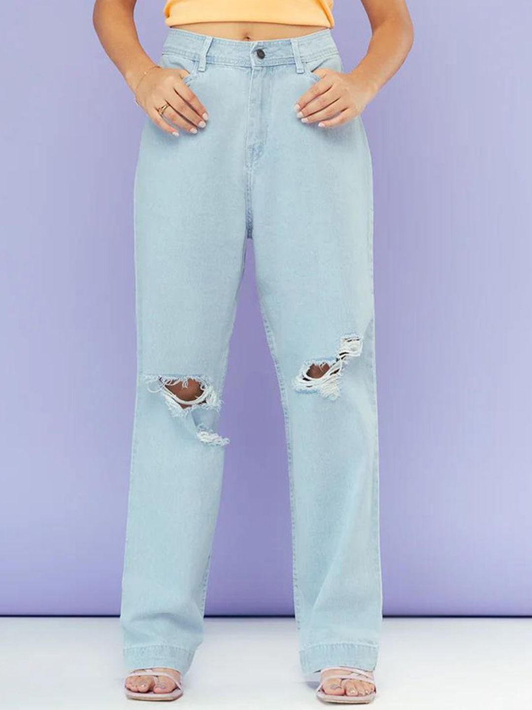 Kotty Women Jean Straight Fit High-Rise Slash Knee Stretchable Jeans