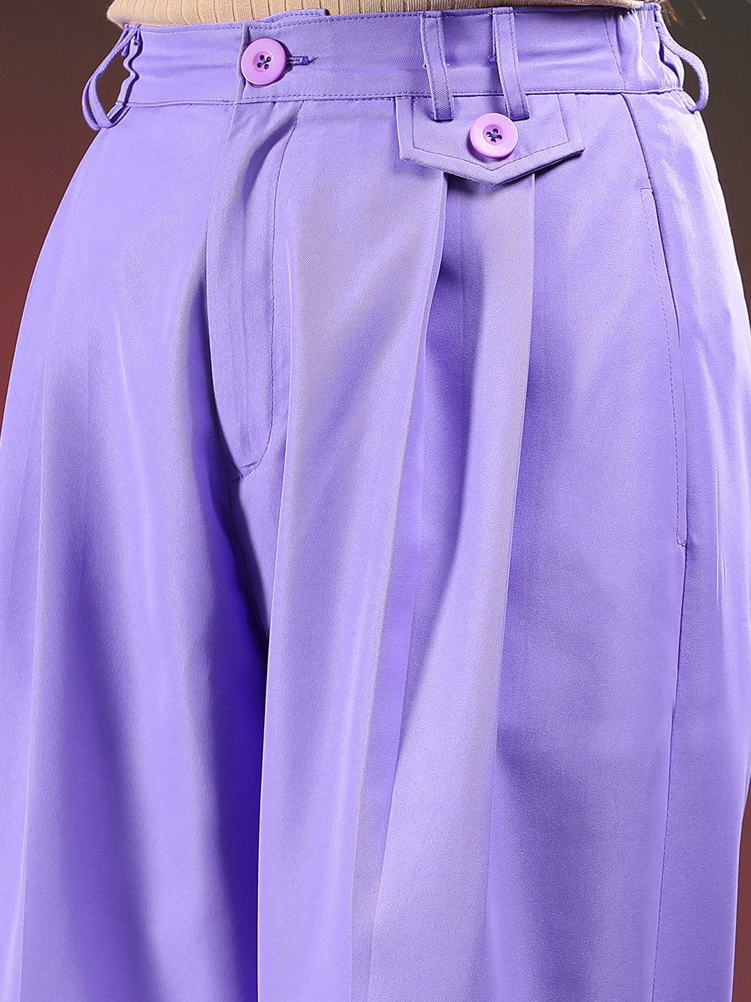 Kotty Women Solid Relaxed Mid-Rise Regular FitPleated RegularTrousers