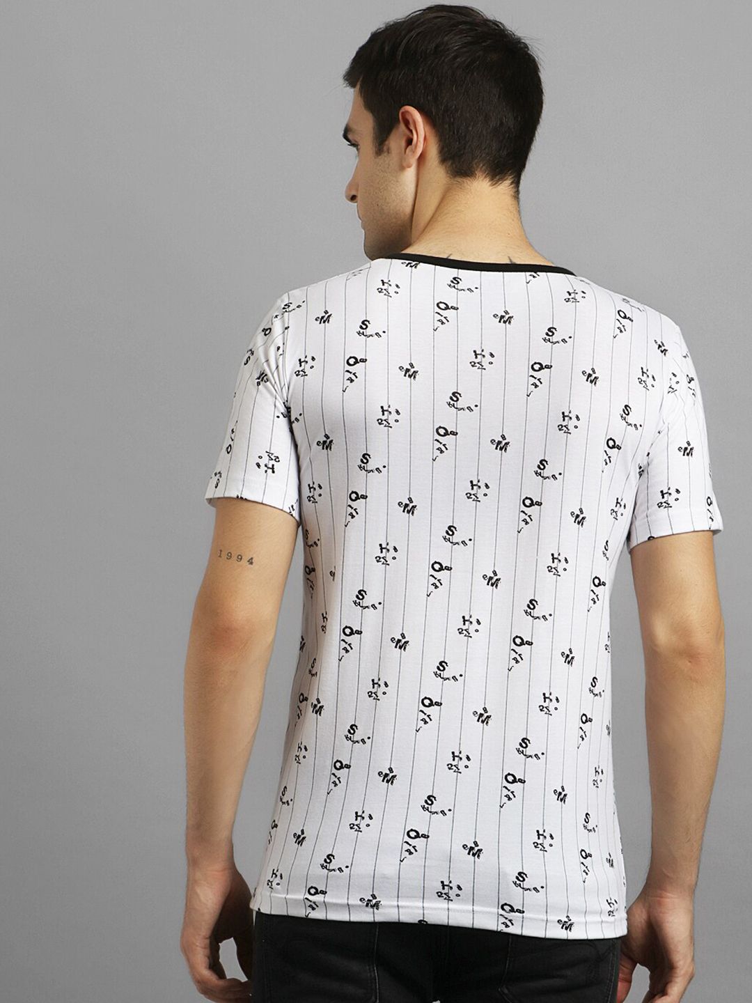 Kotty Men White Printed Round Neck T-shirt