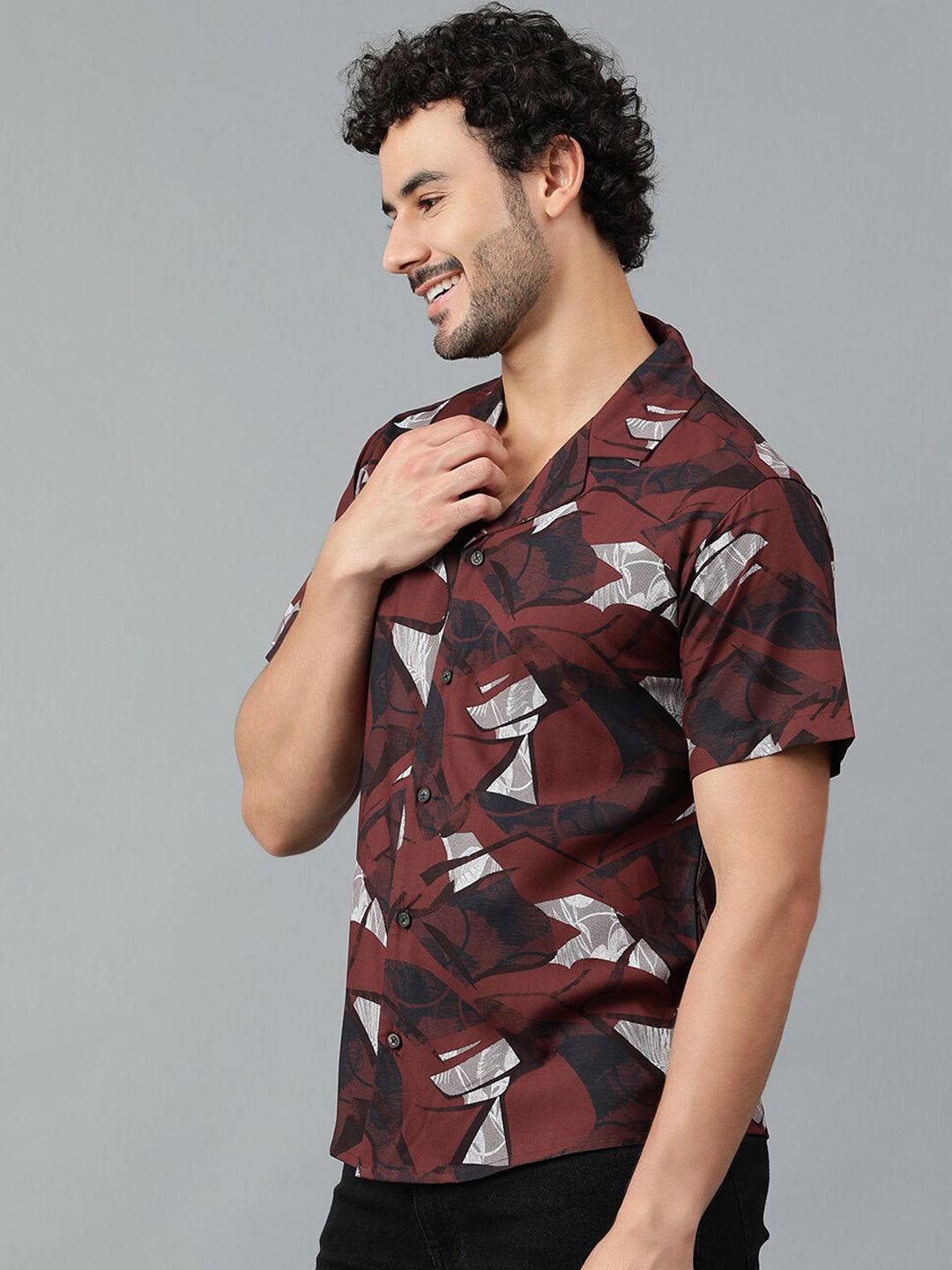 Kotty Men Abstract Printed Casual Shirt