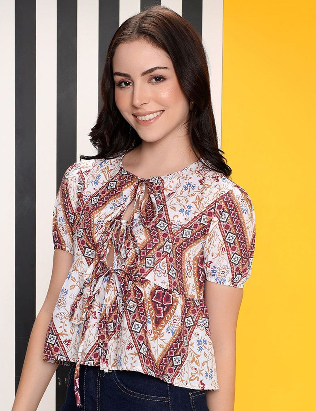 Kotty Women Printed Tie-Up Neck Puff Sleeves Top