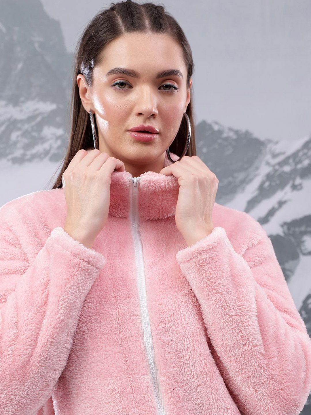 Kotty Women Mock Collar Sweatshirt