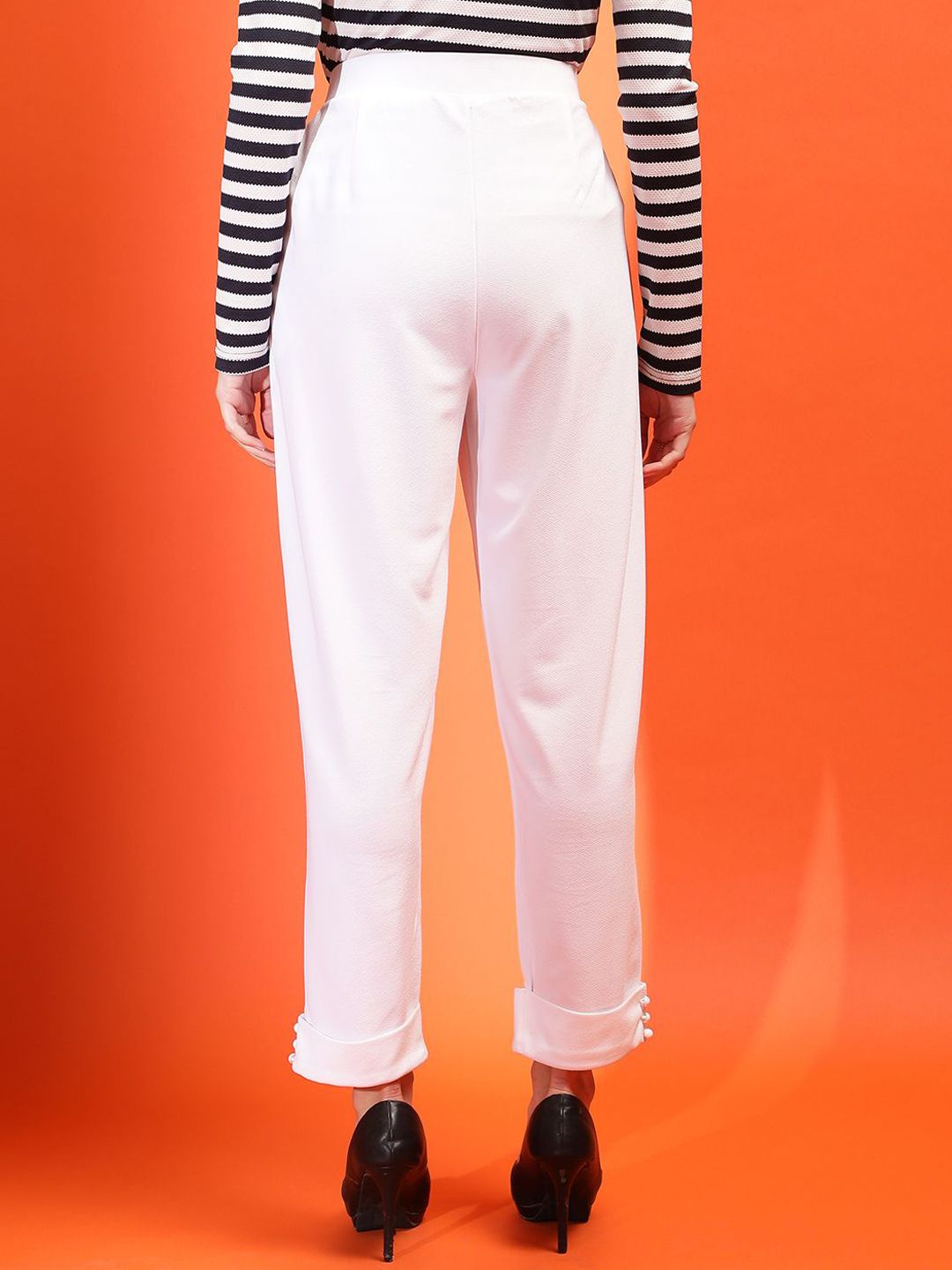 Kotty Women Relaxed High-Rise Easy Wash Pleated Trousers