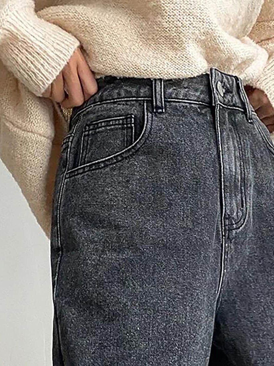 Kotty Women Black Jean Straight Fit High-Rise Light Fade Stretchable Jeans