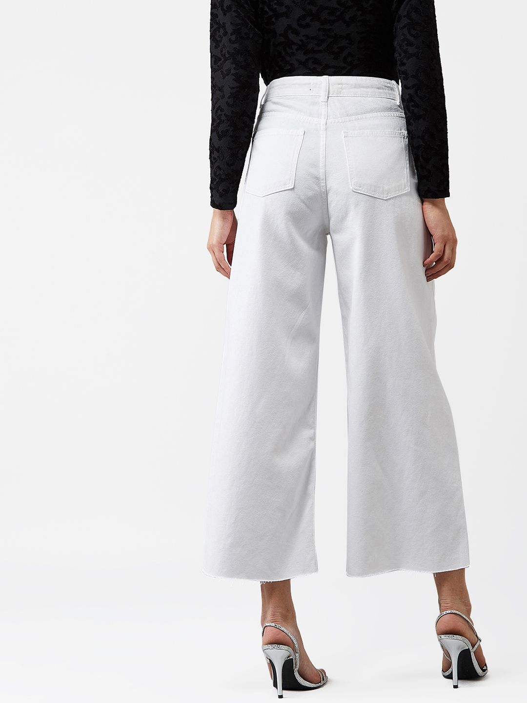 Kotty Women White Flared High-Rise Clean Look Jeans