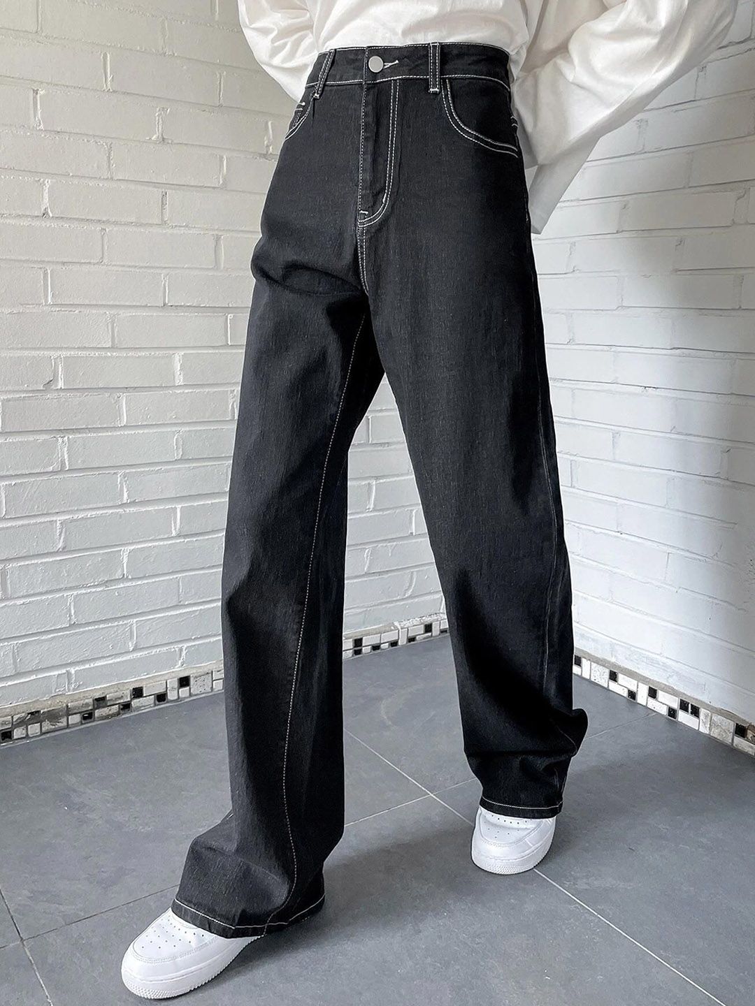 Kotty Women Wide Leg High-Rise Clean Look Stretchable Jeans