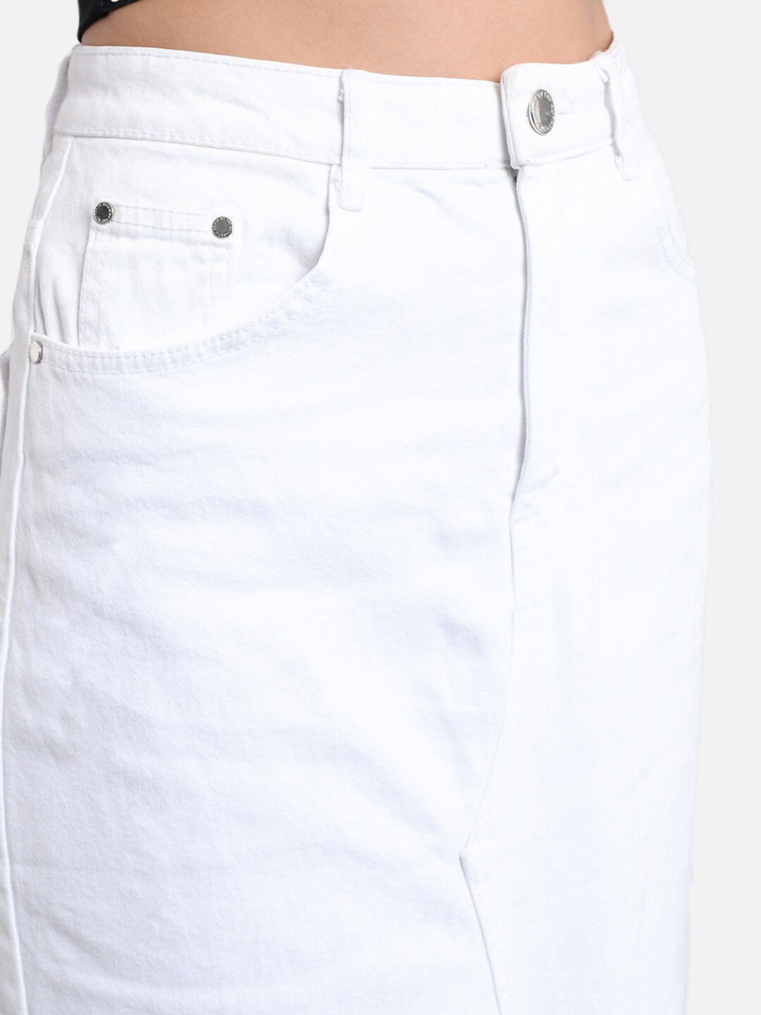 Kotty Women White Solid Denim Straight Skirt