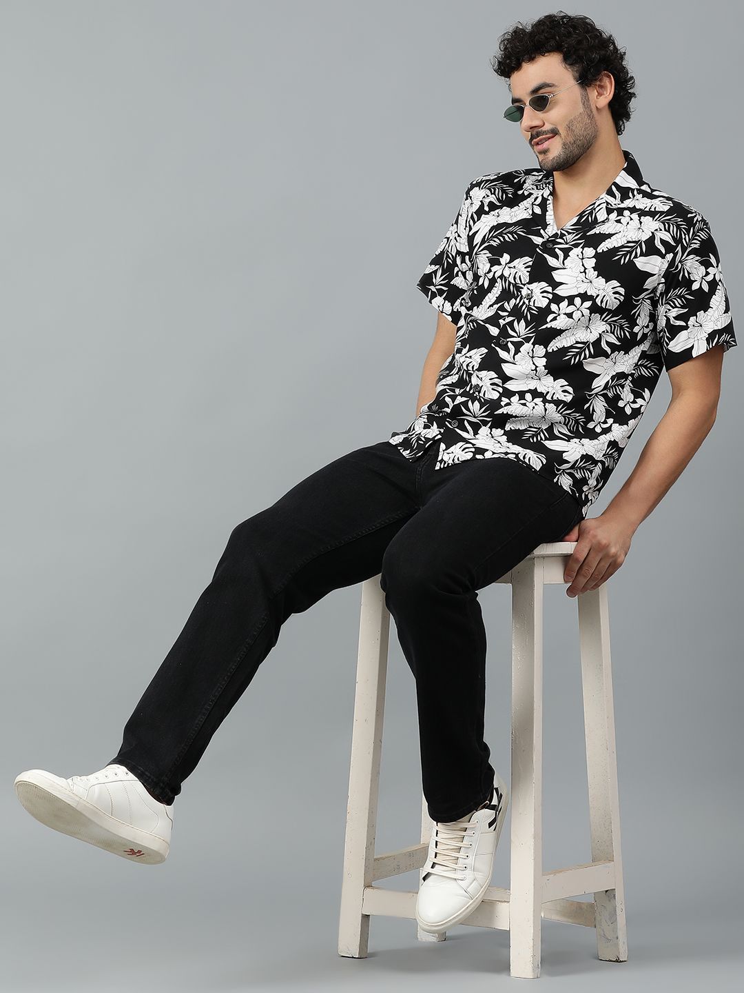 Kotty Men Floral Printed Casual Shirt