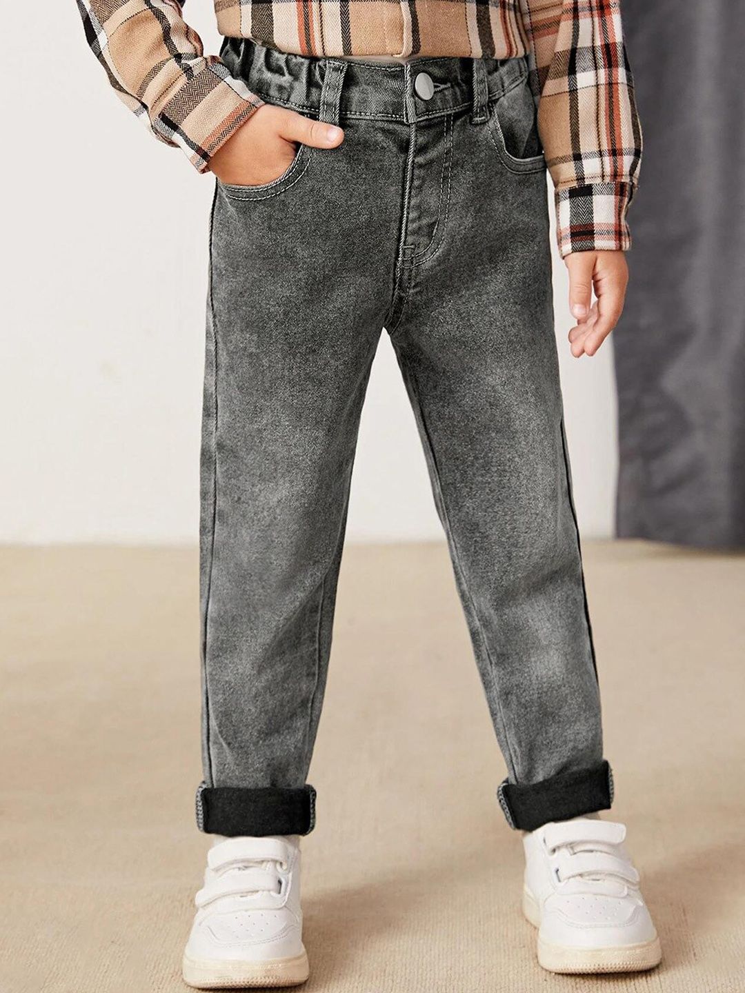 Kotty Boys Regular Fit Mid-Rise Jeans